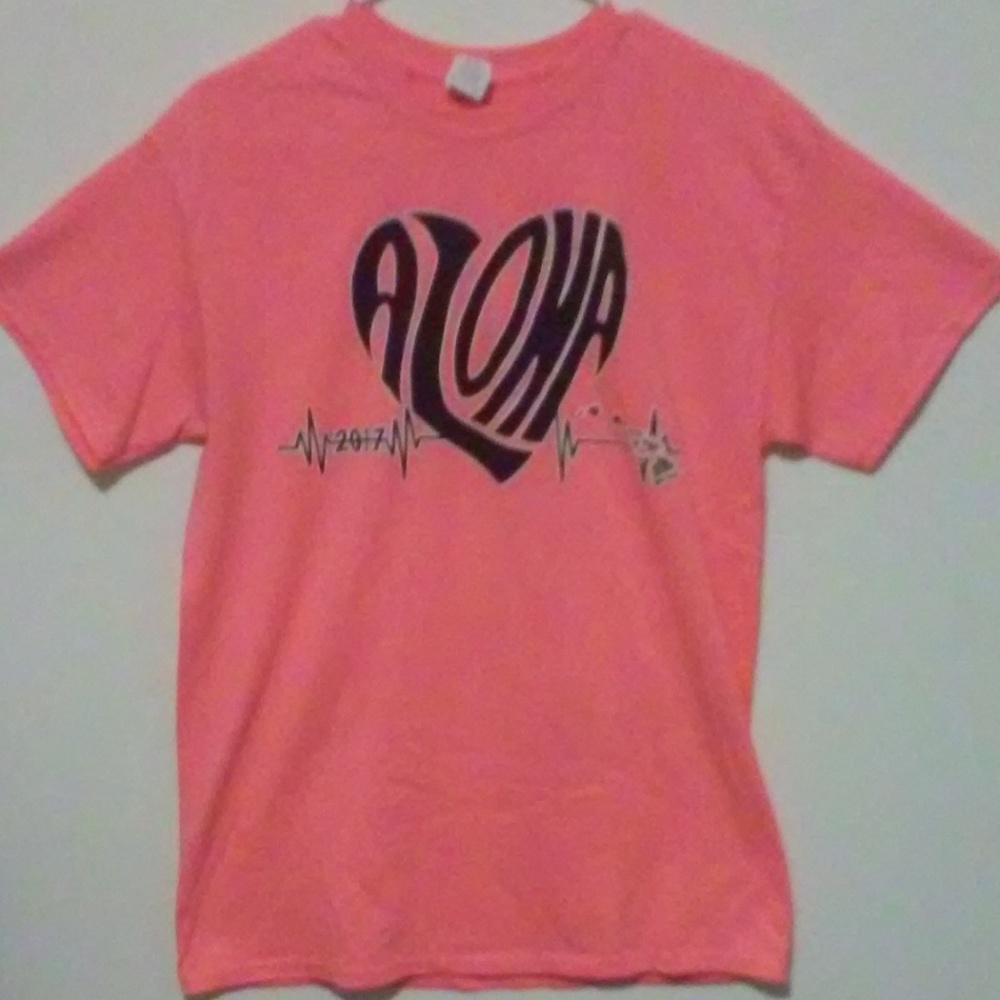 Gildan Pink Aloha T Shirt M 50 Poly 50 Cotton